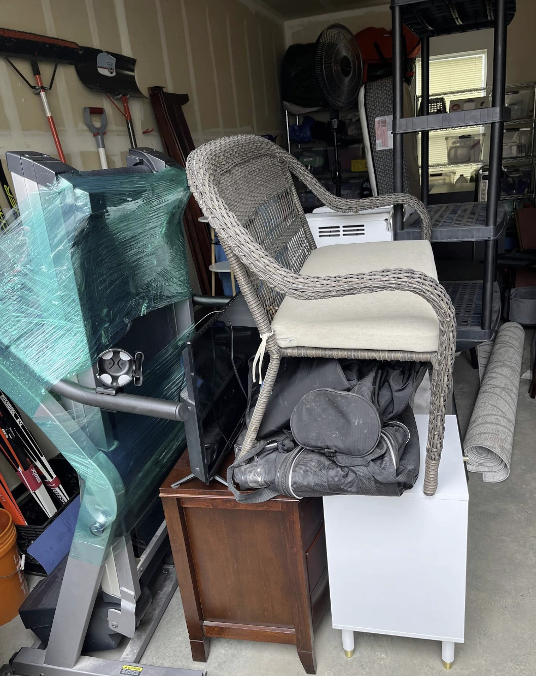 garage cleanout services furniture storage