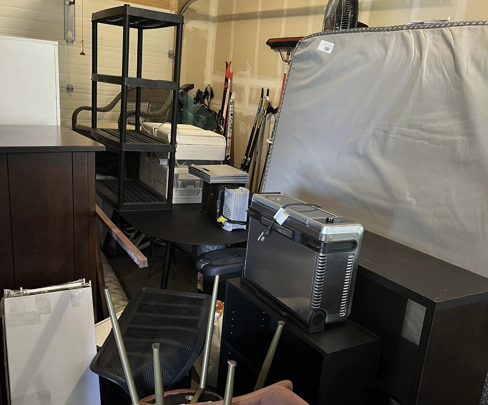 garage cleanout services storage clutter